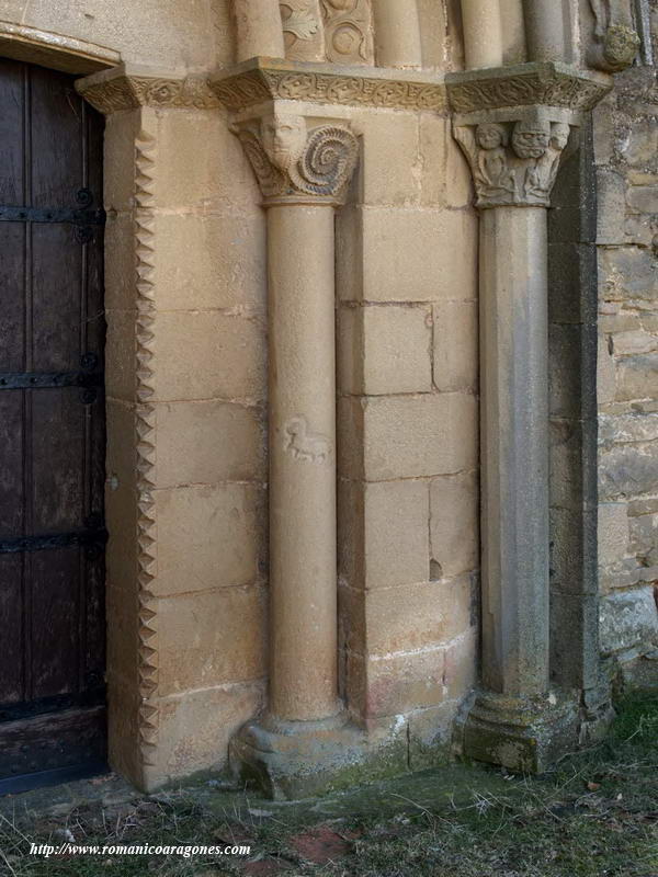 COLUMNAS DEL LADO DERECHO